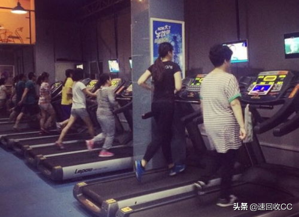 哪一款家用跑步机性能好_求推荐家用跑步机_什么牌子跑步机好适合家用