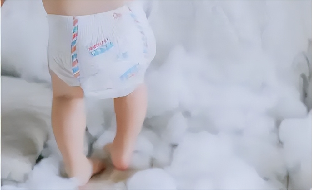 什么时候可以训练幼儿大小便_如何判断孩子是否准备好脱纸尿裤_纸尿裤穿到几岁合适