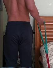 居家弹力带训练二头肌_居家弹力带训练三头肌_滚轮健身器