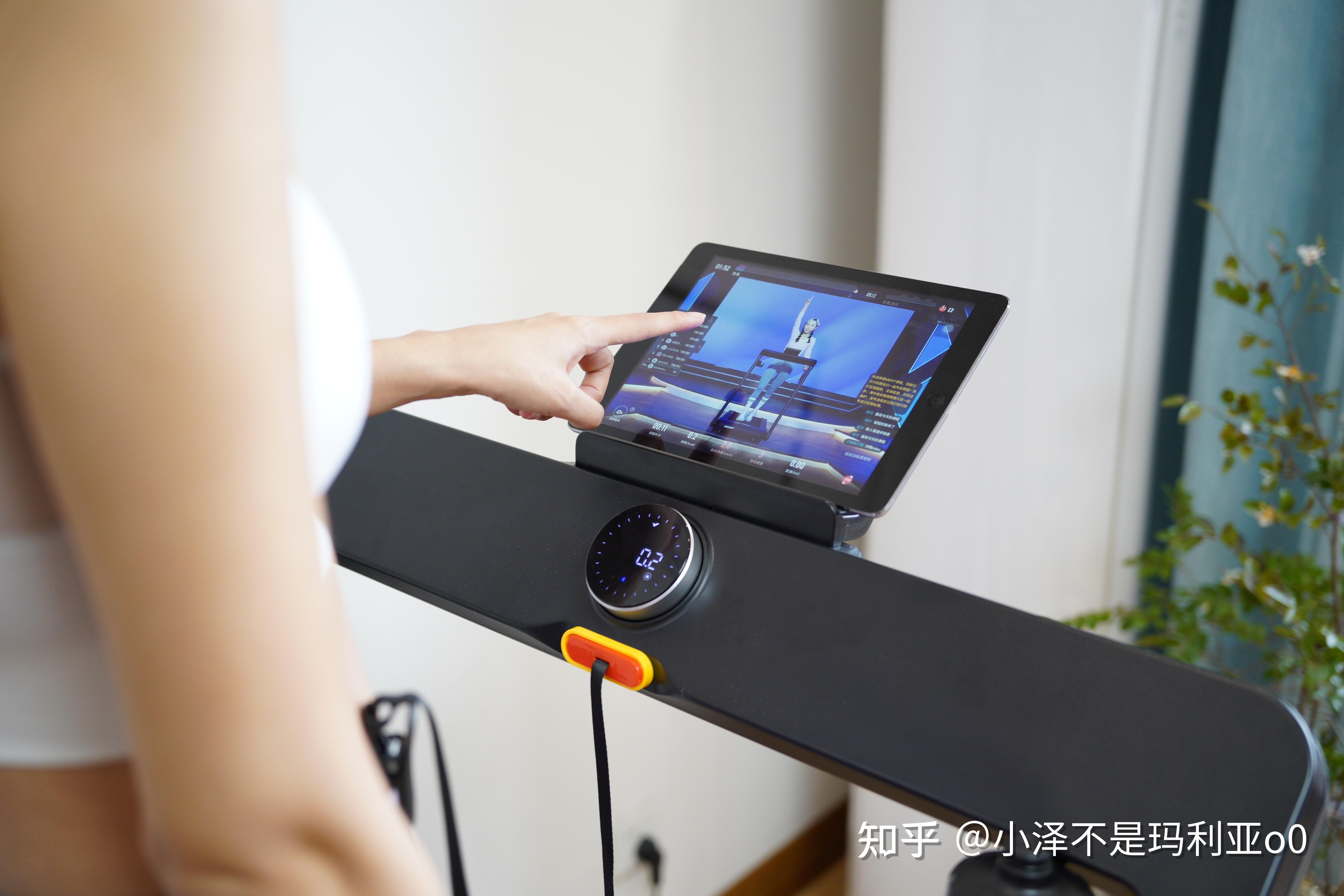 燃脂效率分析_跑步机什么牌子好的微博_户外跑与跑步机对比