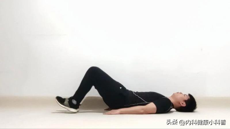 腰椎间盘突出 避免动作 康复锻炼_腰椎间盘突出不能弯腰