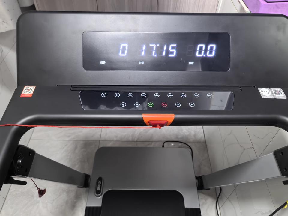 家用跑步机选购指南_家用什么牌子跑步机好_麦瑞克小白犀2代Pro对比易跑M1